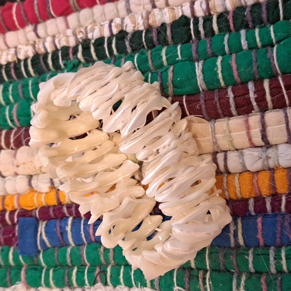 shell bracelet - Picture 2 of 2